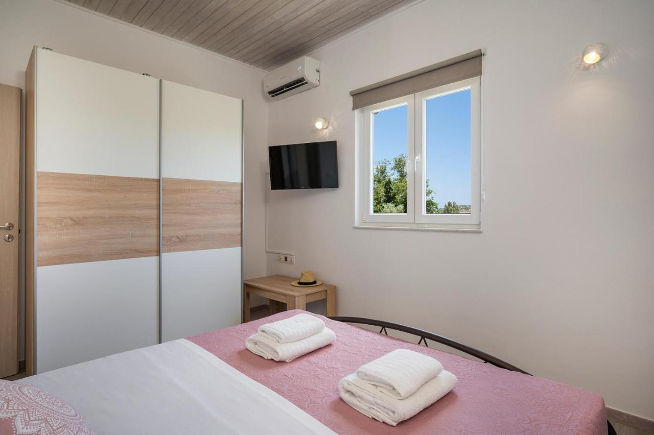 B&M Villas Metochi Siriliou Εξωτερικό φωτογραφία